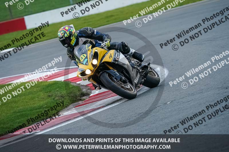 donington no limits trackday;donington park photographs;donington trackday photographs;no limits trackdays;peter wileman photography;trackday digital images;trackday photos